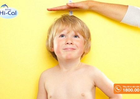 Biểu hiện trẻ thiếu canxi và vitamin D bố mẹ nên biết